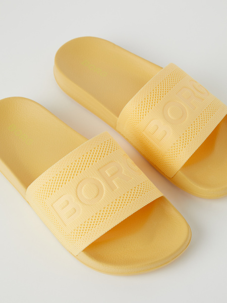Björn Borg Knox damslippers i återvunnen nylon i gul – baksida