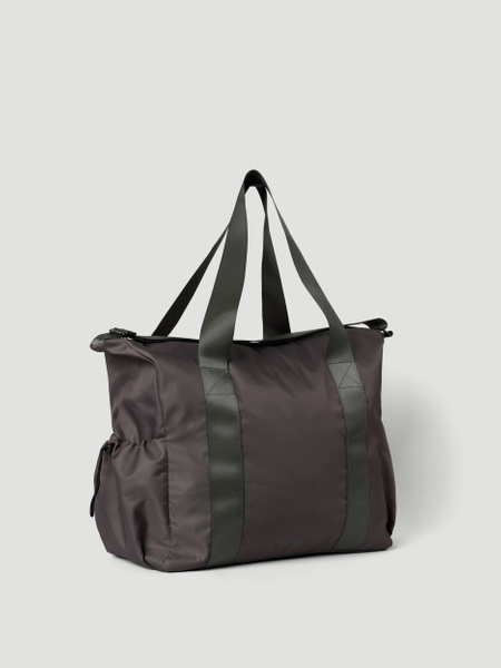 Björn Borg Active Gym Bag 25L i grönt – rymlig träningsväska – baksida