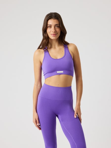 Studio Seamless Low Sports Bra