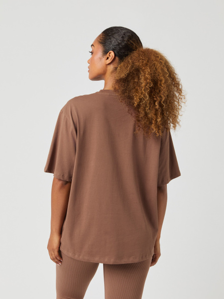 Björn Borg Studio oversize t-shirt i mjuk bomullsmix i brun – baksida