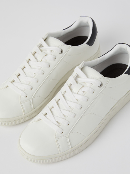 Björn Borg Deuce T305 sneakers i vitt med tennisdesign – baksida