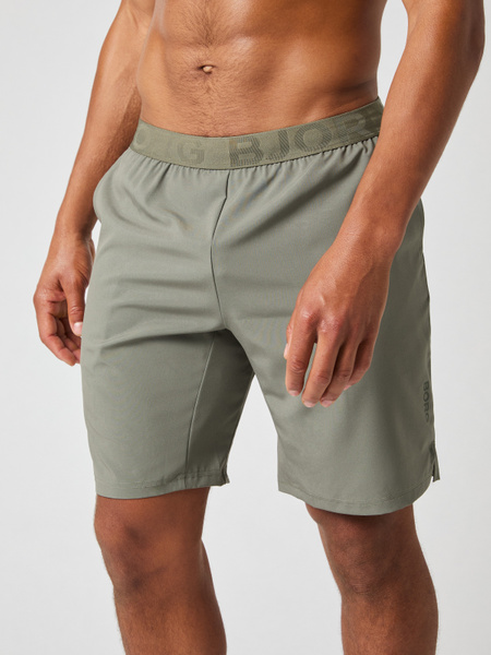 Björn Borg Athletic shorts i grönt med 9-tums längd – baksida