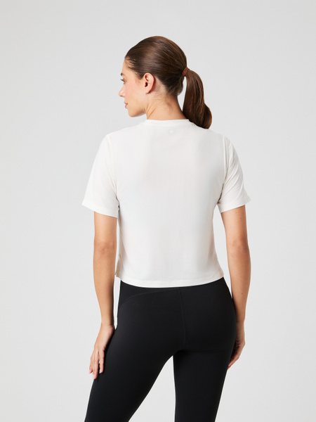 Björn Borg croppad t-shirt med sidoslits i vit – baksida