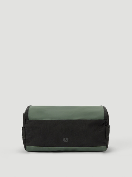 Björn Borg Travel Wash Bag – grön necessär i återvunnen polyester – baksida