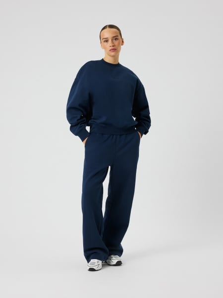 Studio Oversized Straight Sweatpants